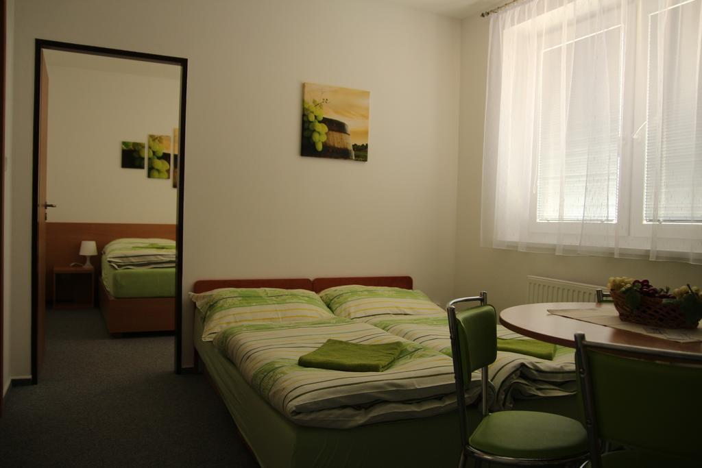 Penzion Bobule Stare Mesto  Habitación foto