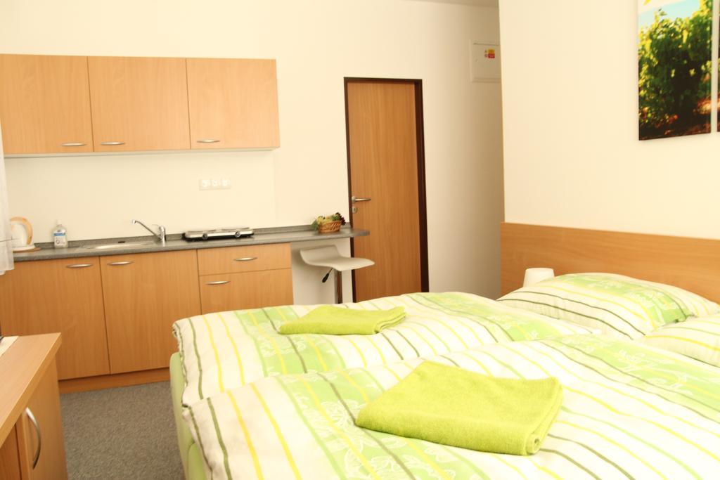 Penzion Bobule Stare Mesto  Habitación foto